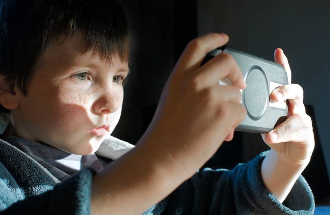 Featured image for do gadgets cause autism